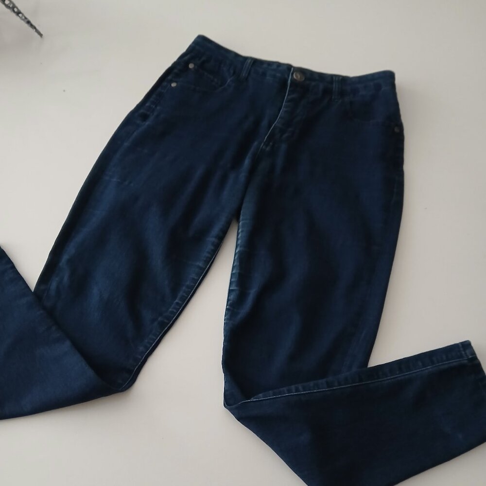 Celebrity Pink Jeans - size 9 - High Rise skinny stretch
